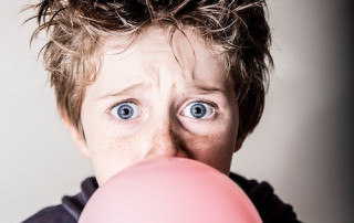 chewing and children